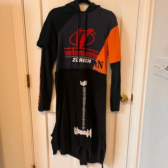 Vetements 2018 Hoodie Dress ( Demna Gvasalia) Size S - Picture 4 of 7
